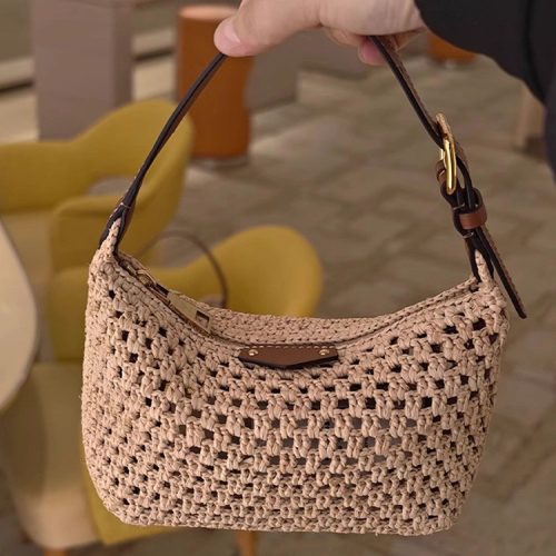 メッシュ編み込みショルダーバッグ