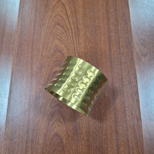 304 ステンレス ゴールドコーン剥き器